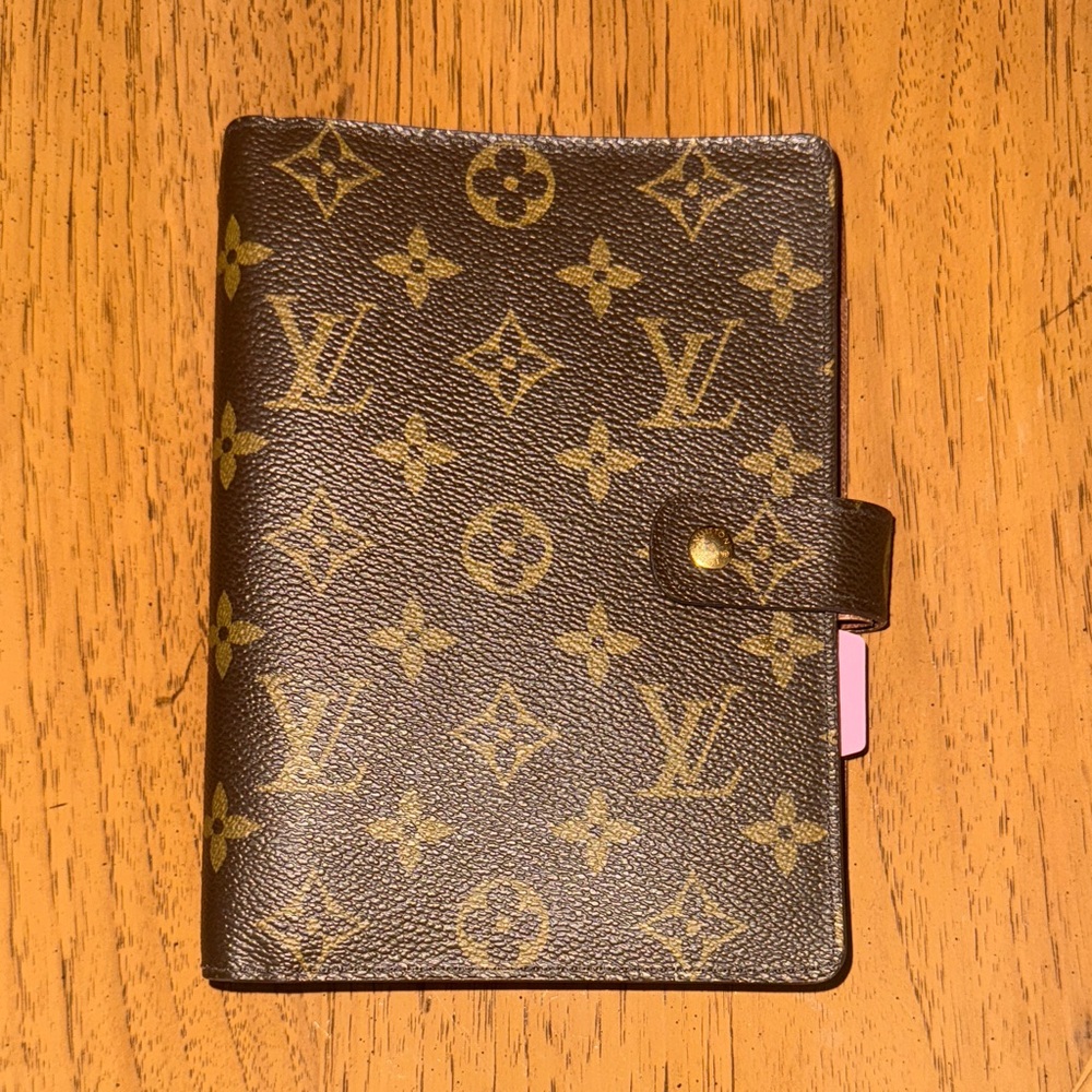 Louis Vuitton Medium Agenda
